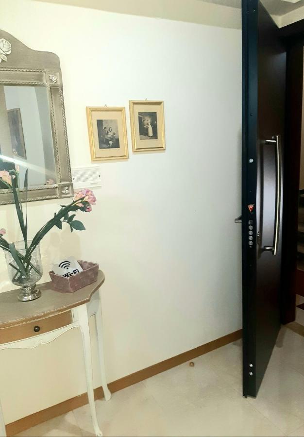 King George Sqr Apt カラマタ エクステリア 写真